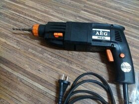 AEG vrtací kladivo SDS plus
