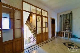 Rodinný dům 657 m2, na pozemku 891 m2, obce Hrobce, Litoměři