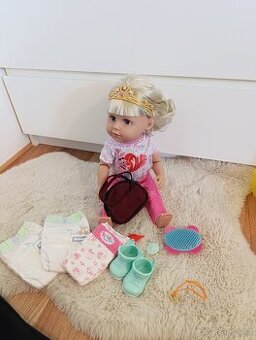 Baby Born straší sestřička