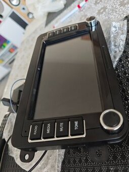 Aoutradio s androidem    Zamluveno do zitra 19h