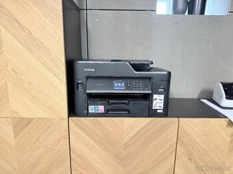 Multifunkční A3 tiskárna / skener / fax Brother MFC-J2330DW