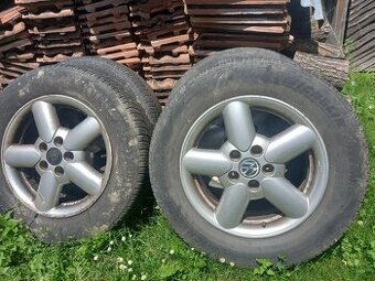 215/65/R 16 Michelin Crossclimate + ráfky buřtíky