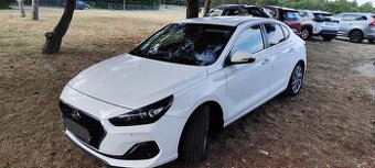 Hyundai i30 fastback - 1