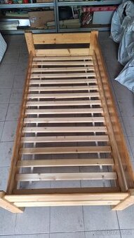 Dětská postel z masivu 90×200 cm + matrace + zábrana