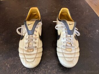 Nike Tiempo 42,5 - 1