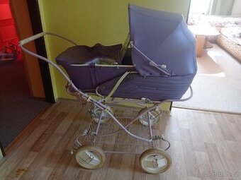 Retro kočárek