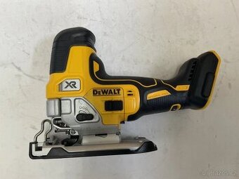 Přímočará pila Dewalt DCS335NT
