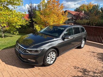 VW Passat B8 variant 2.0tdi 110kw 8/2022 Business LED KAM