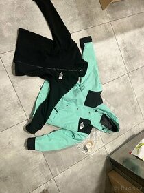 North face lyzarska zimni nepromokava bunda