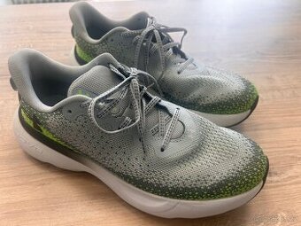 Under Armour INFINITE Man