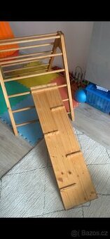 Piklerův trojuhelník se skluzavkou