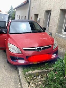 Prodávám Hyundai i30 - 1