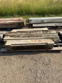 Pískovcové ostění 13