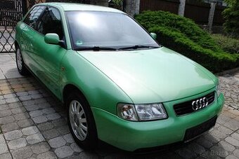 Audi A3 1.6MPi 74kW - climatronic - po 1. majiteli