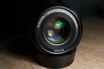 Objektiv Nikon 50mm f/1.8 AiS (palačinka)