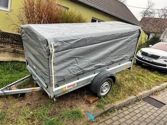 Přívěsný vozík za auto