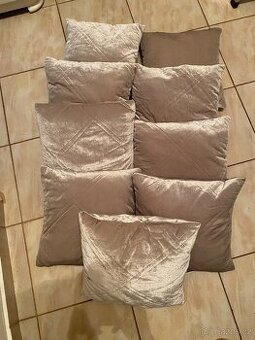 Dekorační polštáře z mikroplyše