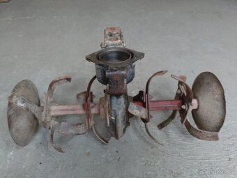 Vari rotavátor,kypřič,převodovka AKY-357-358, kopinaté nože