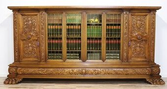 Starožitná neorenesanční knihovna na lvích tlapách