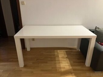 Prodám jídelní stůl