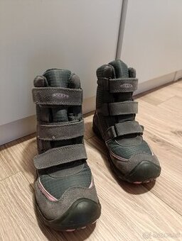 Zimní boty Keen 35