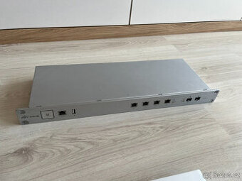 Unifi USG-PRO-4