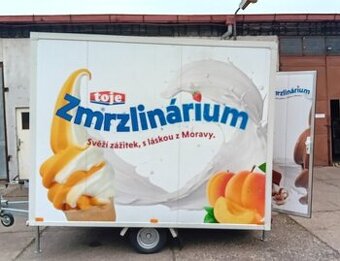 Přívěs -stánek na zmrzlinu/občerstvení