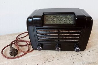 Starožitné rádio Tesla Talisman 305U po kompletní renovaci
