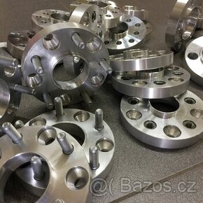 Podložky pod kola pro BMW 5x120 se štefty M12x1,5 45mm