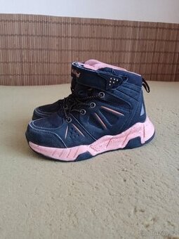 dětské zateplené boty na jaro - velikost 30