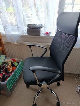 Kancelářská židle