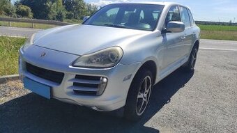 Porsche Cayenne S 4,8 benzín