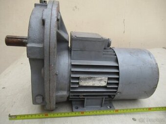 NEPOUŽITÁ elektropřevodovka s BRZDOU 380V.1,1kw-223ot.min.