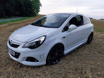 Opel Corsa D OPC 141kw 1.6T 2011