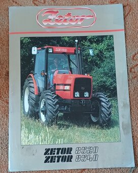 Prodám příručky atd... na traktory Zetor a Ursus