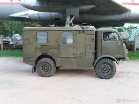 Tatra 805 radiovůz - 1