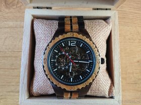 Automatické dřevěné hodinky - 1