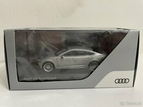 Audi A5 Sportback 2017 silver 1:43 Spark