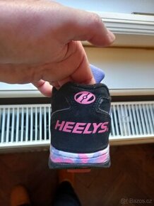 Hellys koloboty boty s jednim koleckem,velikost 33 - 1