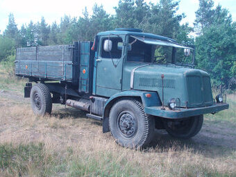 Tatra 128 s SPZ