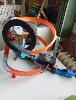 Autodráha Hot Wheels