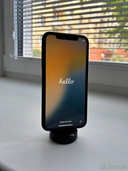 iPhone 11 64 GB - stav A