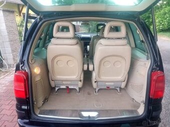 VW Sharan 2003 1x zadní sedačka s opěrkou