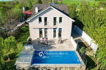 Prodej rodinného domu 5+1, 378 m2 - Znojmo, ev.č. LU2509