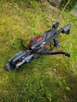 Kuše se zásobníkem Cobra adder