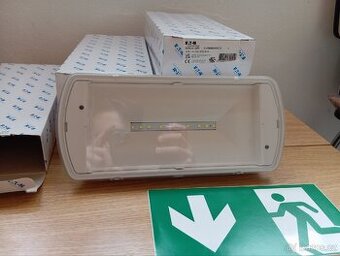 Nouzové svítidlo EATON SafeLite 100lm 3h 20M - 1