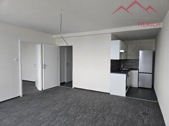 Pronájem bytu 2+kk, rekonstrukce, 50 m2, Žižkovo náměstí - A