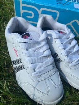Tenisky white/black vel. 35