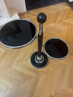 Funkcionalistický stolek – etažer