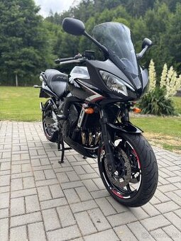 Yamaha FZ6 S2 Fazer
